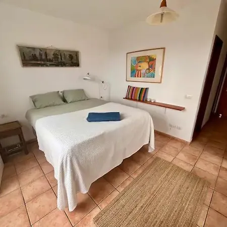 Πανσιόν Integral Surf Yoga *