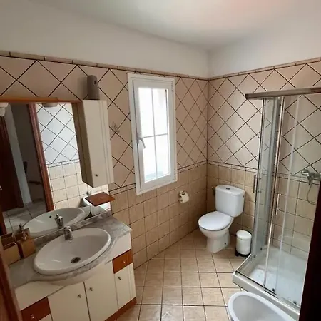 Pensión Integral Surf Yoga 3*